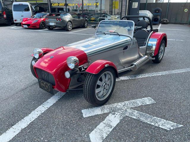 ケータハムその他 　アルミレッド　新車未登録　トノカバー　マップポケット　バッテリーマスターカットオフスイッチ（4枚目）