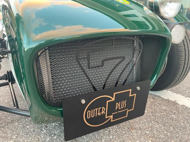 セブン１７０ ベースグレード　Ｓ　アルミグリーン　新車未登録　トノカバー　マップポケット（9枚目）