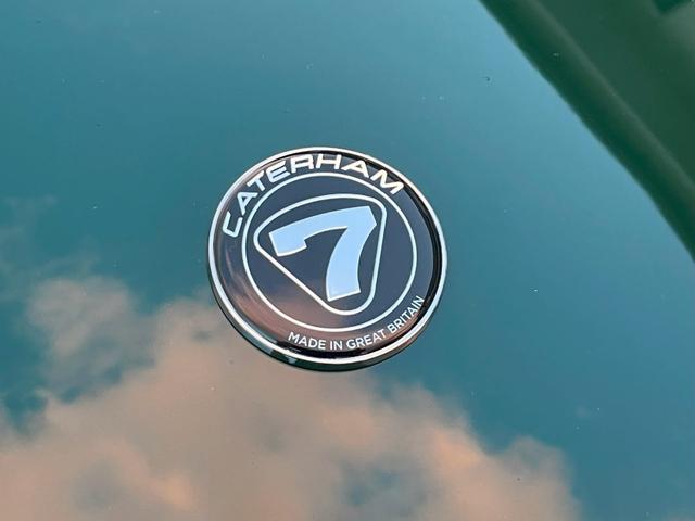 セブン１７０ ベースグレード　Ｓ　アルミグリーン　新車未登録　トノカバー　マップポケット（10枚目）