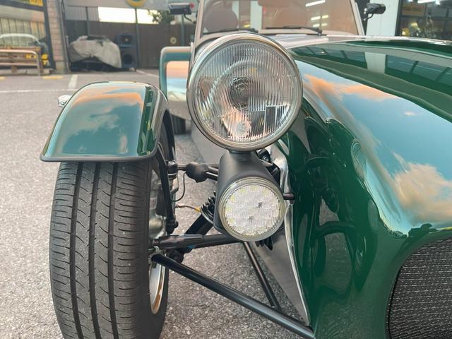 セブン１７０ ベースグレード　Ｓ　アルミグリーン　新車未登録　トノカバー　マップポケット（11枚目）