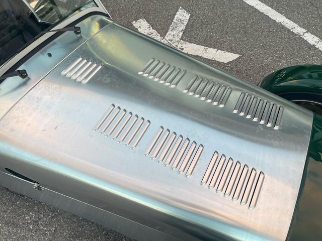 セブン１７０ ベースグレード　Ｓ　アルミグリーン　新車未登録　トノカバー　マップポケット（15枚目）