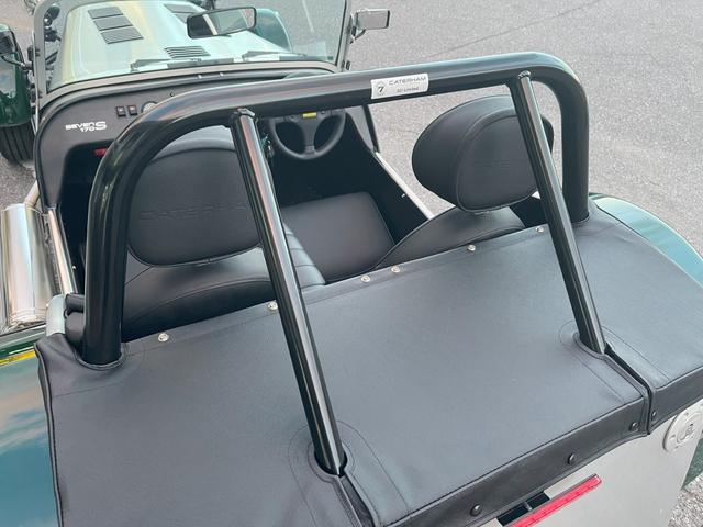 セブン１７０ ベースグレード　Ｓ　アルミグリーン　新車未登録　トノカバー　マップポケット（18枚目）