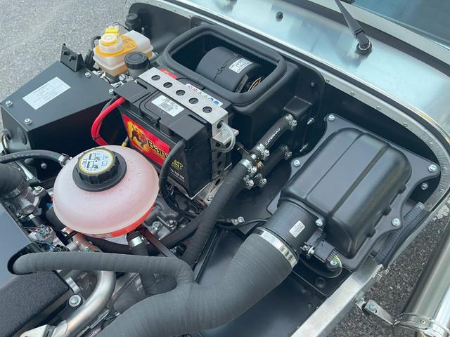 セブン１７０ ベースグレード　Ｓ　アルミグリーン　新車未登録　トノカバー　マップポケット（28枚目）