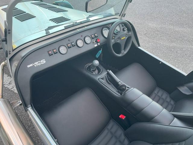 セブン１７０ ベースグレード　Ｓ　アルミグリーン　新車未登録　トノカバー　マップポケット（32枚目）