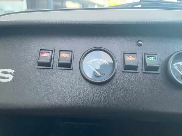 セブン１７０ ベースグレード　Ｓ　アルミグリーン　新車未登録　トノカバー　マップポケット（39枚目）