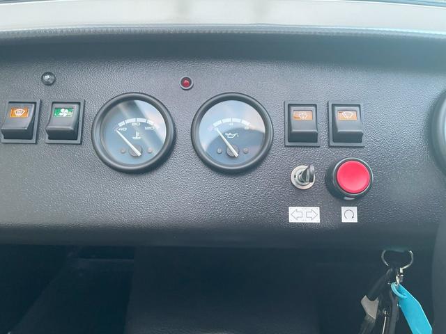 セブン１７０ ベースグレード　Ｓ　アルミグリーン　新車未登録　トノカバー　マップポケット（40枚目）