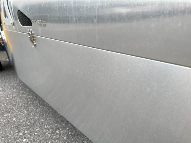 セブン１７０ ベースグレード　Ｓ　アルミイエロー　新車未登録　トノカバー　マップポケット（16枚目）