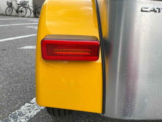 セブン１７０ ベースグレード　Ｓ　アルミイエロー　新車未登録　トノカバー　マップポケット（24枚目）