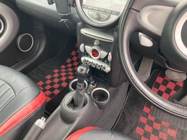 ＭＩＮＩ クーパー　キーレスキー　ＥＴＣ　　ＨＩＤ　シートカバー　Ｂｌｕｅｔｏｏｔｈ　レッドルーフＸレッドライン（20枚目）