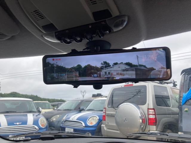 ＭＩＮＩ クーパー　キーレスキー　ＥＴＣ　　ＨＩＤ　シートカバー　Ｂｌｕｅｔｏｏｔｈ　レッドルーフＸレッドライン（33枚目）