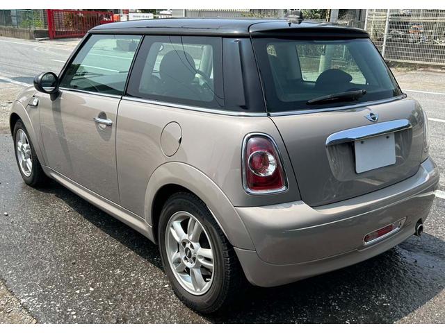 ＭＩＮＩ クーパー　キーレスキー　ＥＴＣ　　ＨＩＤ　ダンボールカラー（10枚目）