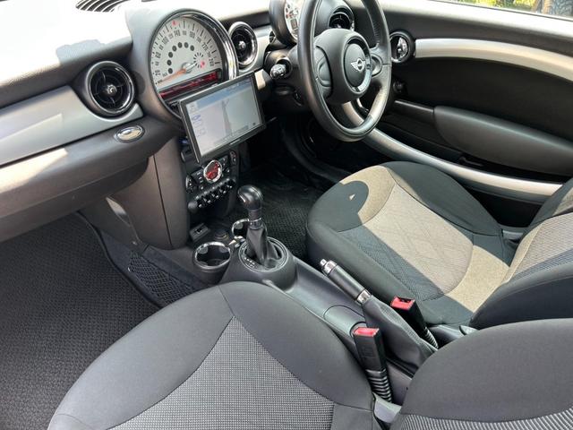 ＭＩＮＩ クーパー　キーレスキー　ＥＴＣ　　ＨＩＤ　ダンボールカラー（13枚目）