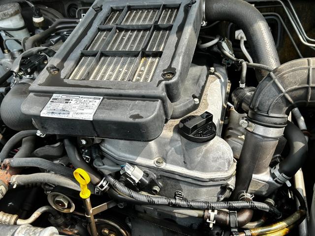ジムニー ＦＩＳフリースタイルワールドカップリミテッド　２インチＵＰ　調整ラテラル　１８５／８５－１６　オープンカントリー装着　４ＷＤ　ターボ（22枚目）