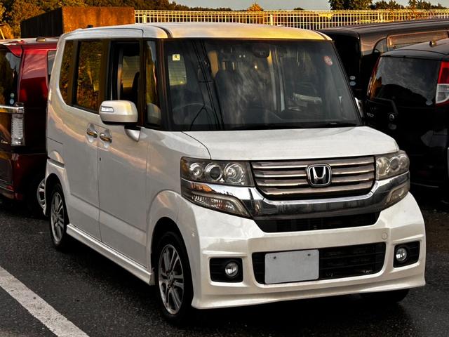 Ｎ－ＢＯＸカスタム Ｇ・Ａパッケージ　純正ナビ　バックカメラ　Ｂｌｕｅｔｏｏｔｈ　電動スライドドア　スマートキー　プッシュスタート　ＨＩＤ　ＥＴＣ　ＣＴＢＡ（7枚目）