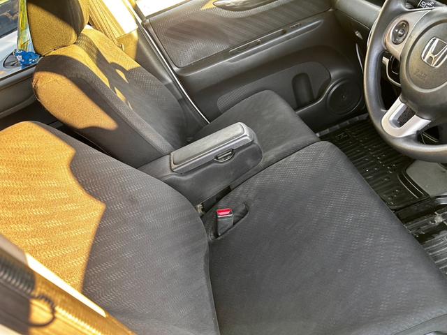 Ｎ－ＢＯＸカスタム Ｇ・Ａパッケージ　純正ナビ　バックカメラ　Ｂｌｕｅｔｏｏｔｈ　電動スライドドア　スマートキー　プッシュスタート　ＨＩＤ　ＥＴＣ　ＣＴＢＡ（20枚目）