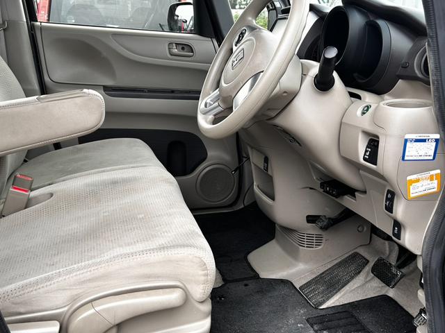 N-BOX G・ターボLパッケージ パワースライドドア スマートキー 純正ナビ TV Bluetooth バックカメラ(14枚目)