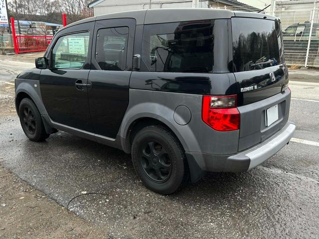 エレメント ベースグレード　純正ナビ　キーレス（8枚目）