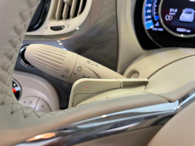 ５００Ｃ ツインエア　ドルチェヴィータ　レッド幌／カープレイ＆アンドロイドオート／ＵＳＢ／Ｂｌｕｅｔｏｏｔｈ／ＥＴＣ／ドライブレコーダー／ＬＥＤライト／スカッフプレート／ＴＦＴ液晶メーター／パドルシフト／クルコン／１５ＡＷ／保障継承認中（42枚目）