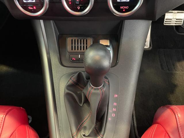 ジュリエッタ ヴェローチェ　１７５０　ＴＢＩ　純正ナビＴＶ／ＤＶＤ／Ｂｌｕｅｔｏｏｔｈ／ＵＳＢ／ドライブレコーダー前後／ＥＴＣ／バックソナー／レッドレザーメモリー付パワーシート／シートヒーター／ブレンボキャリパー／アンテナアングル／認定中古（11枚目）