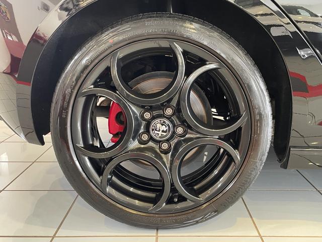 ジュリエッタ ヴェローチェ　１７５０　ＴＢＩ　純正ナビＴＶ／ＤＶＤ／Ｂｌｕｅｔｏｏｔｈ／ＵＳＢ／ドライブレコーダー前後／ＥＴＣ／バックソナー／レッドレザーメモリー付パワーシート／シートヒーター／ブレンボキャリパー／アンテナアングル／認定中古（22枚目）