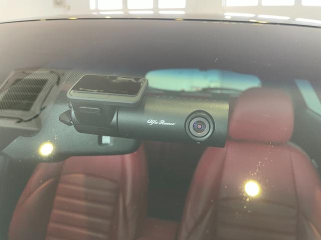 ジュリエッタ ヴェローチェ　１７５０　ＴＢＩ　純正ナビＴＶ／ＤＶＤ／Ｂｌｕｅｔｏｏｔｈ／ＵＳＢ／ドライブレコーダー前後／ＥＴＣ／バックソナー／レッドレザーメモリー付パワーシート／シートヒーター／ブレンボキャリパー／アンテナアングル／認定中古（53枚目）