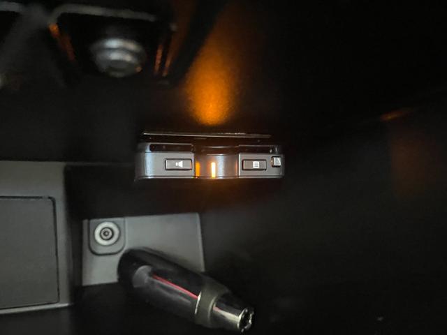 500 1.2 ポップ アップルカープレイ&アンドロイドオート/USB/Bluetooth接続/ドライブレコーダー前後/ETC/カラーシフトノブ/アンテナアングルスペーサー/LEDデイライト/チェック柄シート/認定中古(42枚目)