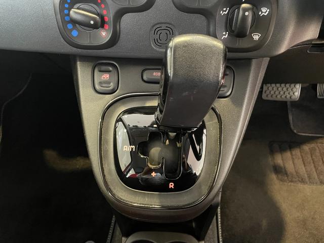 ご覧いただきありがとうございます。車両詳細等お気軽に店舗スタッフまでお問い合わせください。通話無料の専用フリーダイヤルもご用意しております【００７８−６０４２−１５４１】ぜひご利用ください。