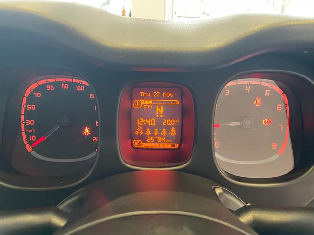 ご覧いただきありがとうございます。車両詳細等お気軽に店舗スタッフまでお問い合わせください。通話無料の専用フリーダイヤルもご用意しております【００７８−６０４２−１５４１】ぜひご利用ください。