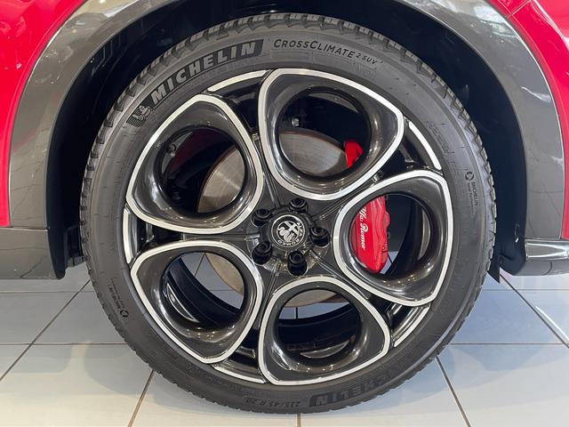 トナーレ エディツィオーネ　スペチアーレ　限定車／ブラックレザー／メモリー付パワーシート／ベンチレーション／純正ナビ／アラウンドビューモニター／ドラレコ前後／ＥＴＣ２．０／マトリクスＬＥＤ／ＡＣＣ／レーンキープ／ハーマンカードン／保証継承（21枚目）