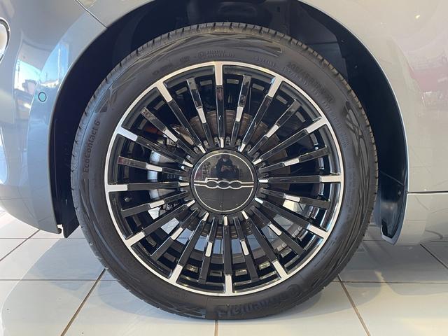 ５００ｅ オープン　純正ナビ／アップルカープレイ＆アンドロイドオート／ＵＳＢ／Ｂｌｕｅｔｏｏｔｈ接続／バックモニター／ＥＴＣ／ＬＥＤライト／レザーシート／シートヒーター／ブラインドスポッドモニター／スマートキー／認定中古（21枚目）