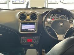 ご覧いただきありがとうございます。車両詳細等お気軽に店舗スタッフまでお問い合わせください。通話無料の専用フリーダイヤルもご用意しております【００７８−６０４２−１５４１】ぜひご利用ください。 4