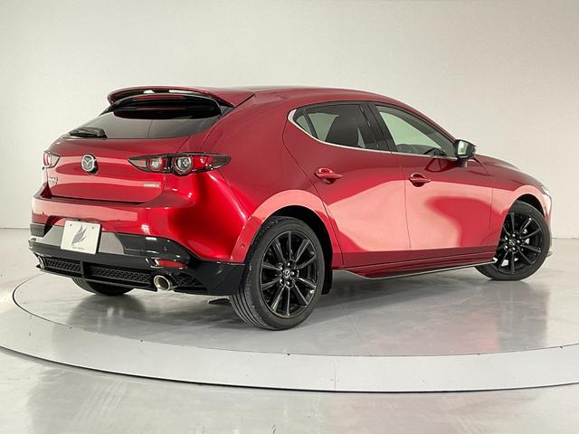 ＭＡＺＤＡ３ファストバック Ｘバーガンディ　セレクション　４ＷＤ　ドライブレコーダー　ＥＴＣ　全周囲カメラ　ナビ　ＴＶ　クリアランスソナー　オートクルーズコントロール　レーンアシスト　衝突被害軽減システム　アルミホイール　オートマチックハイビーム（3枚目）