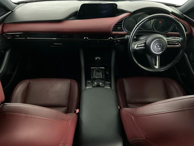 ＭＡＺＤＡ３ファストバック ＸＤバーガンディ　セレクション　４ＷＤ／３６０度セーフティＰＫＧ／ＢＯＳＥ／シグネチャーＳＴＹＬＥ（フルエアロ／ＢＢＳ製ＡＷ）／衝突軽減ブレーキ／全車速追従クルコン／クルージングトラフィックサポート／ＢＳＭ／８．８マツコネ／ＥＴＣ（11枚目）