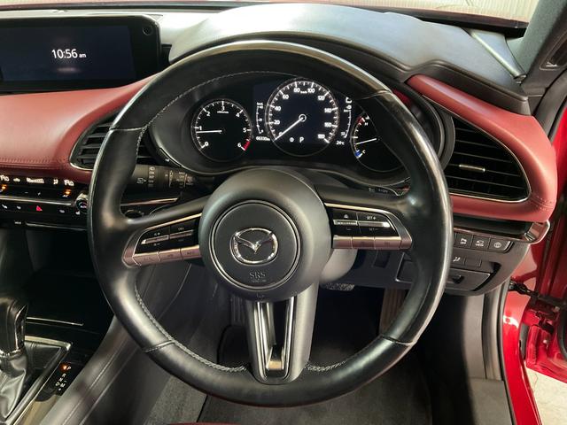 ＭＡＺＤＡ３ファストバック ＸＤバーガンディ　セレクション　４ＷＤ／３６０度セーフティＰＫＧ／ＢＯＳＥ／シグネチャーＳＴＹＬＥ（フルエアロ／ＢＢＳ製ＡＷ）／衝突軽減ブレーキ／全車速追従クルコン／クルージングトラフィックサポート／ＢＳＭ／８．８マツコネ／ＥＴＣ（12枚目）
