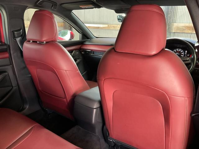 ＭＡＺＤＡ３ファストバック ＸＤバーガンディ　セレクション　４ＷＤ／３６０度セーフティＰＫＧ／ＢＯＳＥ／シグネチャーＳＴＹＬＥ（フルエアロ／ＢＢＳ製ＡＷ）／衝突軽減ブレーキ／全車速追従クルコン／クルージングトラフィックサポート／ＢＳＭ／８．８マツコネ／ＥＴＣ（37枚目）
