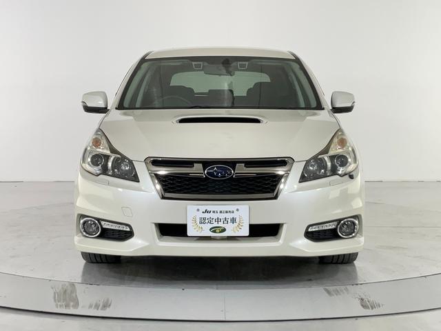 レガシィツーリングワゴン ２．０ＧＴ　ＤＩＴアイサイト　４ＷＤ　ＥＴＣ　バックカメラ　ＴＶ　オートクルーズコントロール　アルミホイール　オートライト　ＨＩＤ　スマートキー　電動格納ミラー　ＣＶＴ　盗難防止システム　衝突安全ボディ　ＡＢＳ　ＥＳＣ　ＣＤ（4枚目）