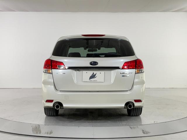 レガシィツーリングワゴン ２．０ＧＴ　ＤＩＴアイサイト　４ＷＤ　ＥＴＣ　バックカメラ　ＴＶ　オートクルーズコントロール　アルミホイール　オートライト　ＨＩＤ　スマートキー　電動格納ミラー　ＣＶＴ　盗難防止システム　衝突安全ボディ　ＡＢＳ　ＥＳＣ　ＣＤ（9枚目）