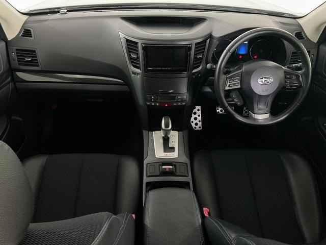 レガシィツーリングワゴン ２．０ＧＴ　ＤＩＴアイサイト　４ＷＤ　ＥＴＣ　バックカメラ　ＴＶ　オートクルーズコントロール　アルミホイール　オートライト　ＨＩＤ　スマートキー　電動格納ミラー　ＣＶＴ　盗難防止システム　衝突安全ボディ　ＡＢＳ　ＥＳＣ　ＣＤ（10枚目）