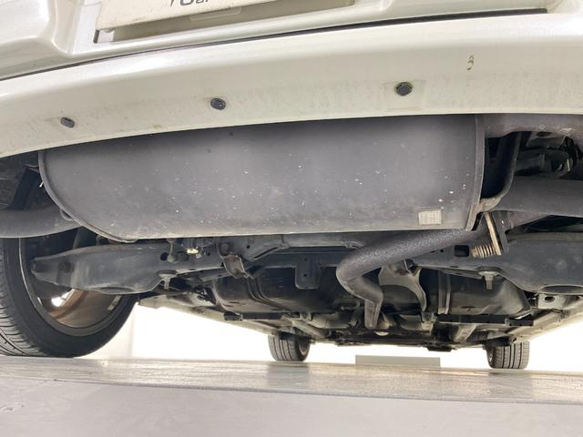 ブレイド Ｇ　ＥＴＣ　バックカメラ　ナビ　ＴＶ　アルミホイール　オートライト　ＨＩＤ　パワーシート　スマートキー　電動格納ミラー　シートヒーター　ＣＶＴ　盗難防止システム　衝突安全ボディ　ＡＢＳ　ＥＳＣ　ＣＤ（30枚目）