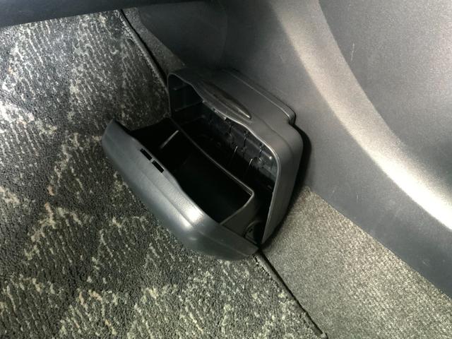 ブレイド Ｇ　ＥＴＣ　バックカメラ　ナビ　ＴＶ　アルミホイール　オートライト　ＨＩＤ　パワーシート　スマートキー　電動格納ミラー　シートヒーター　ＣＶＴ　盗難防止システム　衝突安全ボディ　ＡＢＳ　ＥＳＣ　ＣＤ（56枚目）