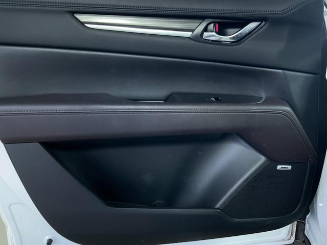 ＣＸ－８ ＸＤ　Ｌパッケージ　黒革／ＢＯＳＥ／衝突軽減／追従クルコン／誤発進抑制／ＢＳＭ／ＬＫＡ／アダプティブＬＥＤヘッド／１・２列目シートヒーター／１列目パワーシート・ベンチレーション／パワーバックドア／１０．２５インチマツコネ（36枚目）
