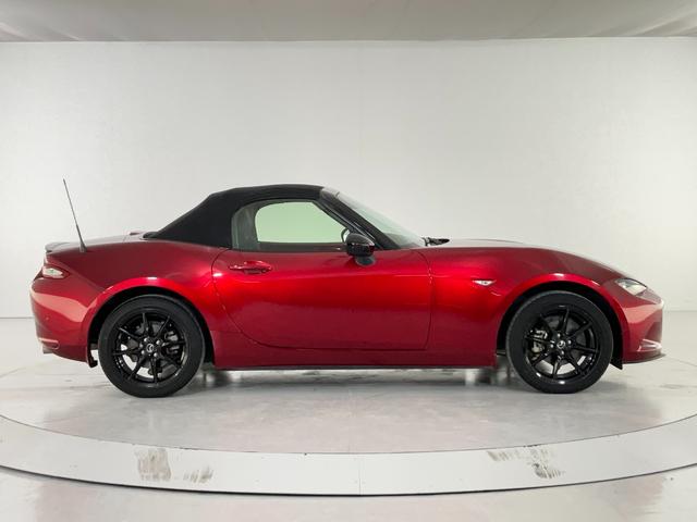 ロードスター Ｓスペシャルパッケージ　オープンカー　ドライブレコーダー　ＥＴＣ　バックカメラ　ナビ　ＴＶ　クリアランスソナー　オートクルーズコントロール　レーンアシスト　衝突被害軽減システム　オートライト　ＬＥＤヘッドランプ　ＭＴ（14枚目）