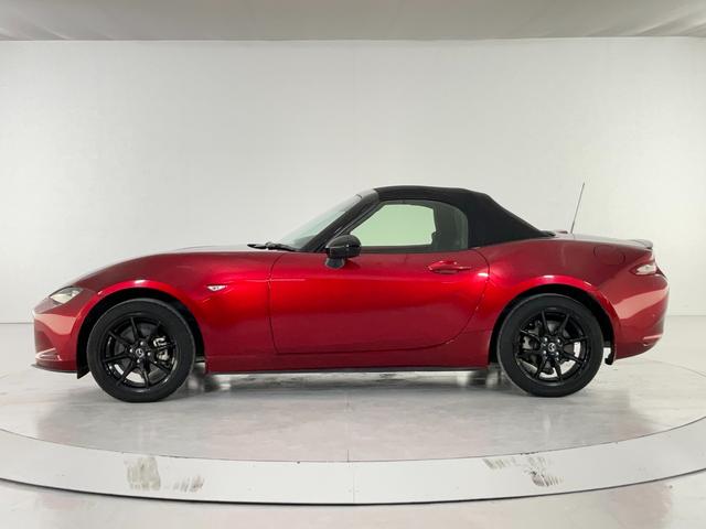 ロードスター Ｓスペシャルパッケージ　オープンカー　ドライブレコーダー　ＥＴＣ　バックカメラ　ナビ　ＴＶ　クリアランスソナー　オートクルーズコントロール　レーンアシスト　衝突被害軽減システム　オートライト　ＬＥＤヘッドランプ　ＭＴ（18枚目）
