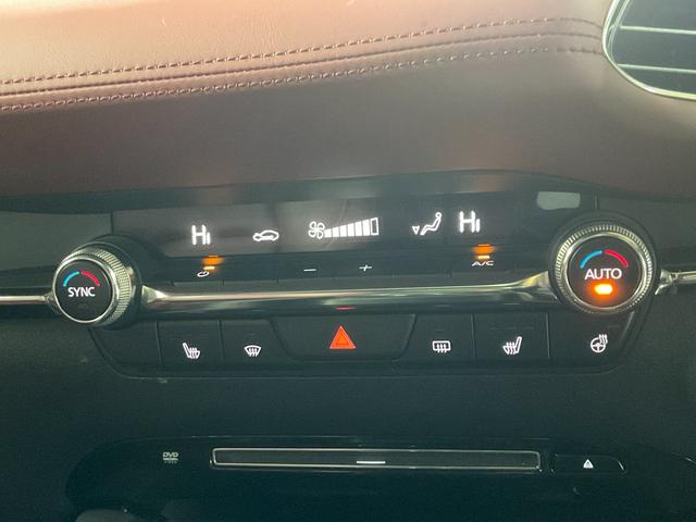 ＭＡＺＤＡ３ファストバック Ｘバーガンディ　セレクション　ＥＴＣ　全周囲カメラ　クリアランスソナー　オートクルーズコントロール　衝突被害軽減システム　アルミホイール　オートマチックハイビーム　オートライト　ＬＥＤヘッドランプ　サンルーフ　パワーシート（8枚目）