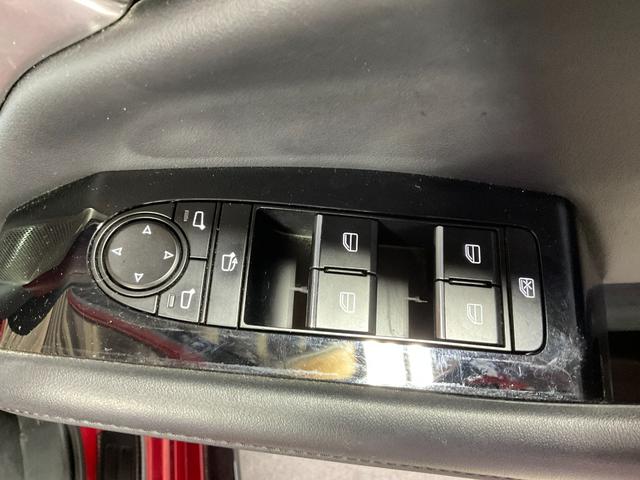 ＭＡＺＤＡ３ファストバック Ｘバーガンディ　セレクション　ＥＴＣ　全周囲カメラ　クリアランスソナー　オートクルーズコントロール　衝突被害軽減システム　アルミホイール　オートマチックハイビーム　オートライト　ＬＥＤヘッドランプ　サンルーフ　パワーシート（11枚目）