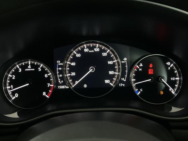 ＭＡＺＤＡ３ファストバック Ｘバーガンディ　セレクション　ＥＴＣ　全周囲カメラ　クリアランスソナー　オートクルーズコントロール　衝突被害軽減システム　アルミホイール　オートマチックハイビーム　オートライト　ＬＥＤヘッドランプ　サンルーフ　パワーシート（26枚目）