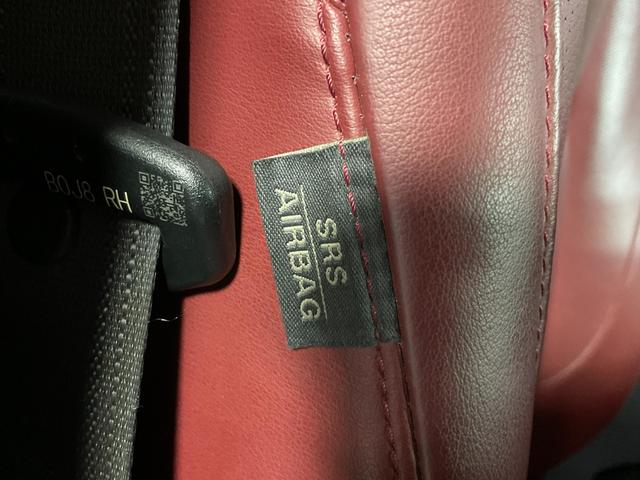 ＭＡＺＤＡ３ファストバック Ｘバーガンディ　セレクション　ＥＴＣ　全周囲カメラ　クリアランスソナー　オートクルーズコントロール　衝突被害軽減システム　アルミホイール　オートマチックハイビーム　オートライト　ＬＥＤヘッドランプ　サンルーフ　パワーシート（34枚目）