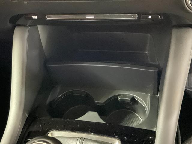 ＭＡＺＤＡ３ファストバック Ｘバーガンディ　セレクション　ＥＴＣ　全周囲カメラ　クリアランスソナー　オートクルーズコントロール　衝突被害軽減システム　アルミホイール　オートマチックハイビーム　オートライト　ＬＥＤヘッドランプ　サンルーフ　パワーシート（50枚目）