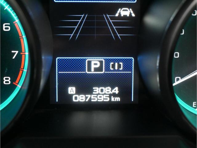 レガシィアウトバック Ｘ－ブレイク　４ＷＤ／アイサイトＶｅｒ．３／アイサイトセイフティプラス／Ｆ・Ｓビューモニター／ステアリング連動ＬＥＤヘッド／Ｆフォグ／ステア・シートヒーター／ＤＩＡＴＯＮＥナビ／後席モニター／Ｂカメラ／ＥＴＣ（13枚目）