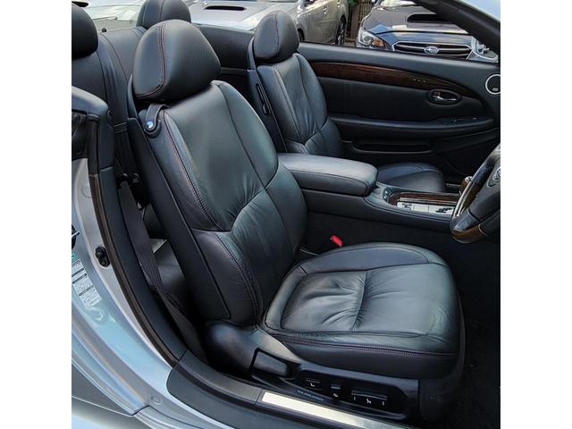 SC SC430 最終後期型/禁煙車/マークレビンソン/クルーズコントロール/インテリジェントAFS/本木製・革巻ステアリング/ブラック革シート/シートヒーター/パワーシート/メーカーHDDナビ/ETC(15枚目)